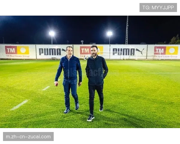 瓦伦西亚新帅科尔伯朗 团队协作理念带来战术新生 瓦伦西亚新帅科尔伯朗 团队协作理念带来战术新生